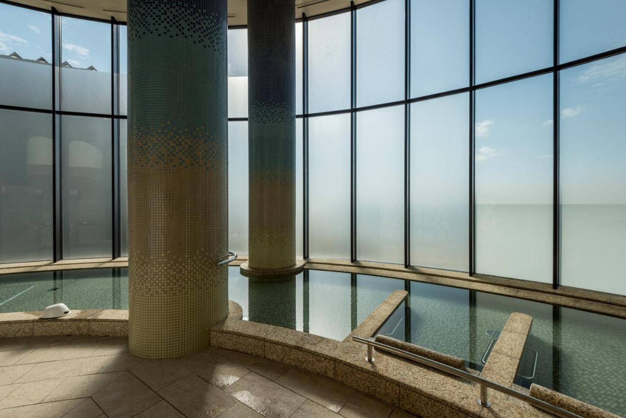 Sheraton Okinawa Sunmarina Resort Onna Dış mekan fotoğraf