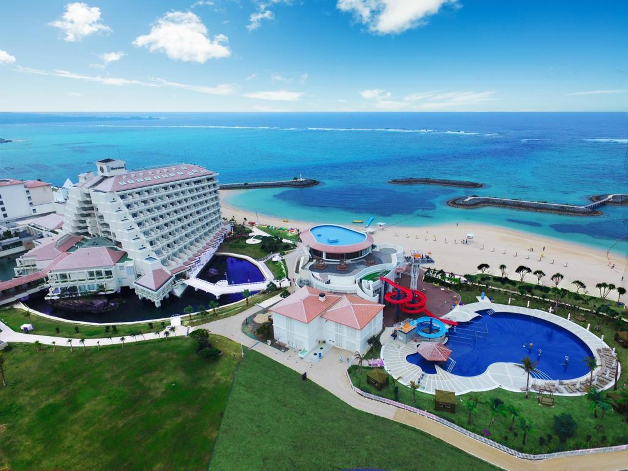 Sheraton Okinawa Sunmarina Resort Onna Dış mekan fotoğraf