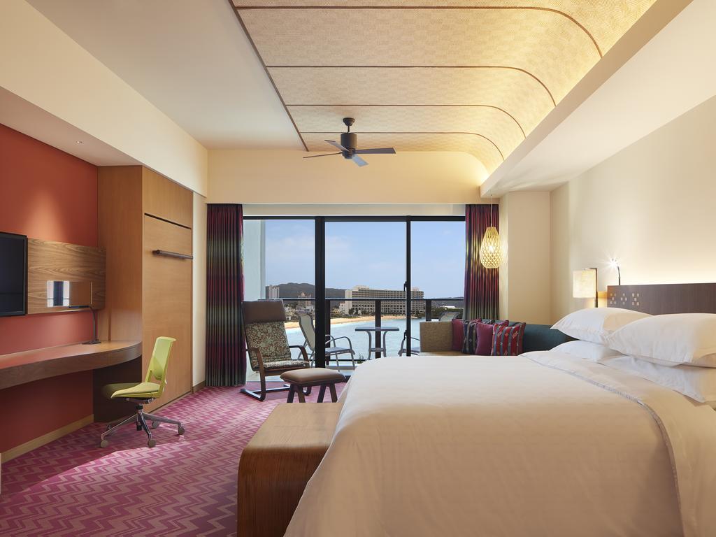 Sheraton Okinawa Sunmarina Resort Onna Dış mekan fotoğraf