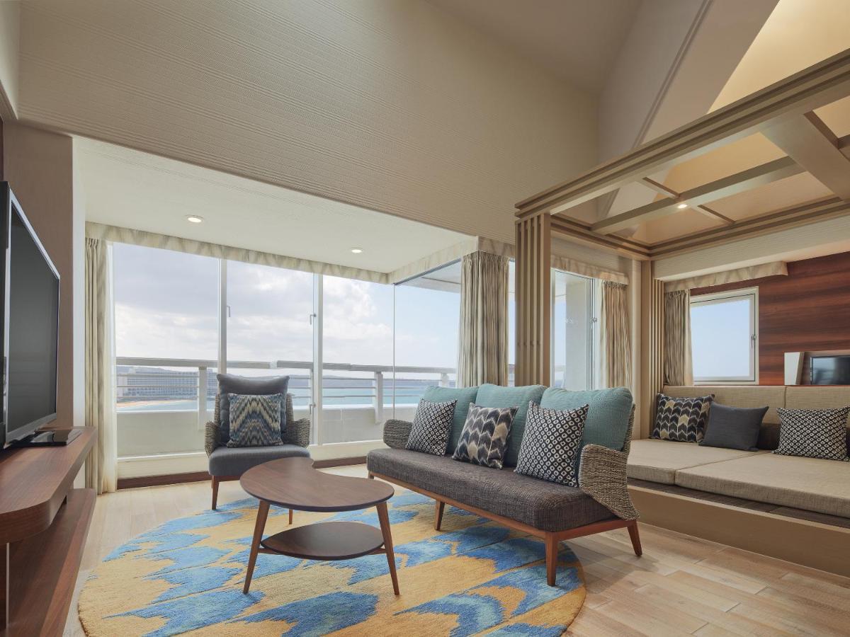 Sheraton Okinawa Sunmarina Resort Onna Dış mekan fotoğraf